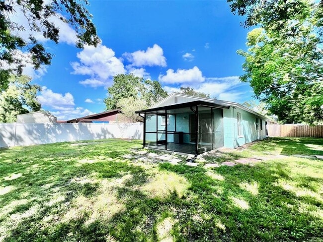 Building Photo - 6702 Willow Spring Ct