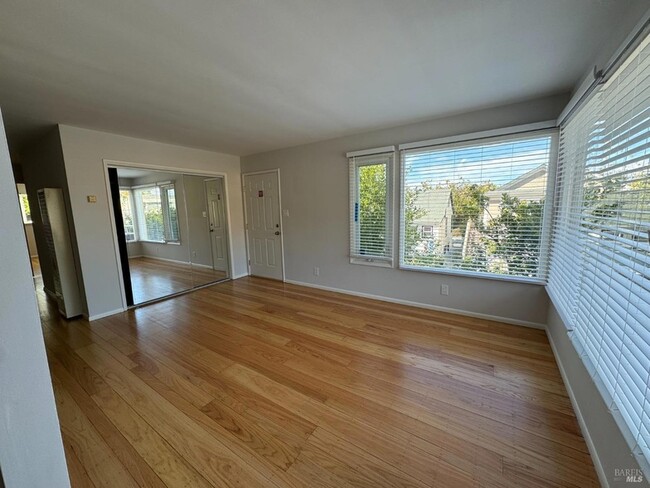 Building Photo - 506 Spring Street Unit A