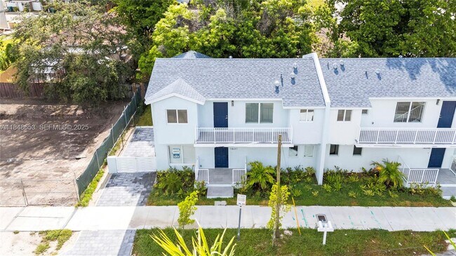 Foto del edificio - 18391 SW 103rd Ct