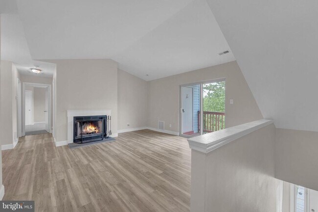 Foto del edificio - 620 Covington Ct