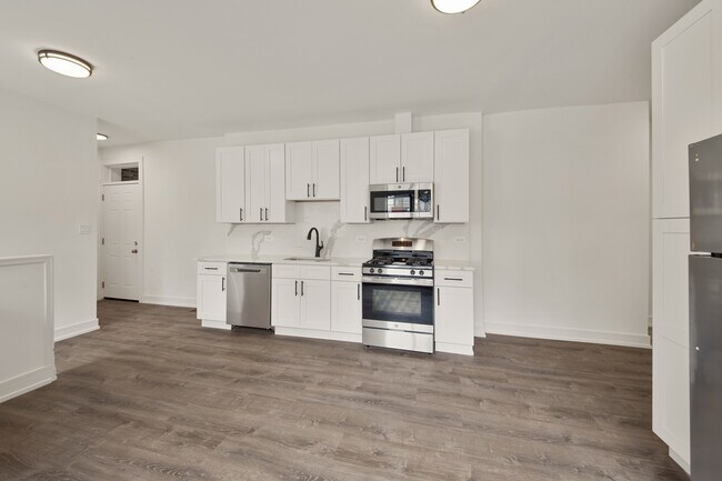 Foto del edificio - 3058 W Cortland St