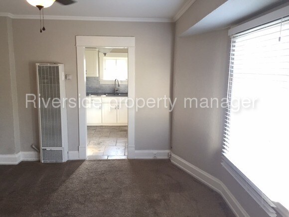 Foto del edificio - 290 S Olive St