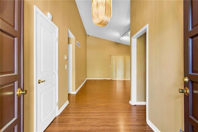 Foto del edificio - 2755 Janet St