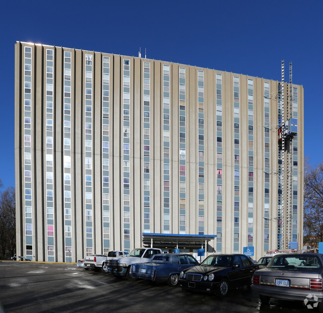 Building Photo - Westgate Towers