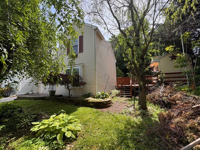 Foto del edificio - 1739 Wendy Ln