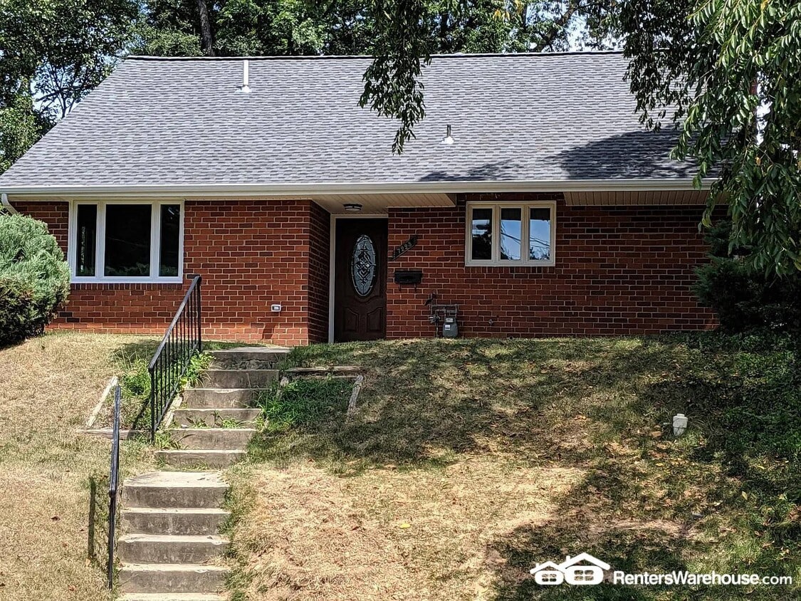 Foto principal - 7223 16th Ave