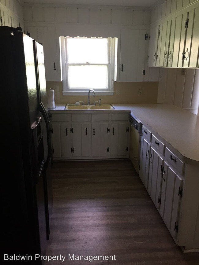 Foto del edificio - 5561 Alma Dr