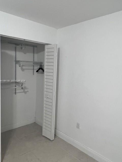 Building Photo - 644 SW 1st Ct