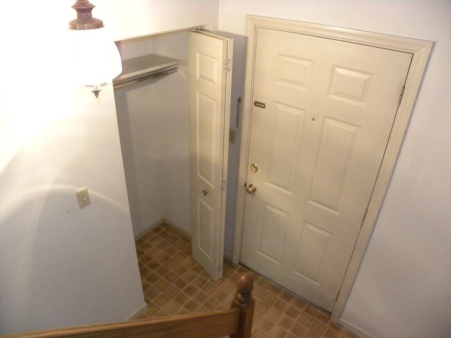 Foto del edificio - 1621 Chadwick Cir