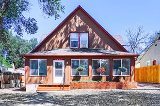 Building Photo - 2440 E Willamette Ave