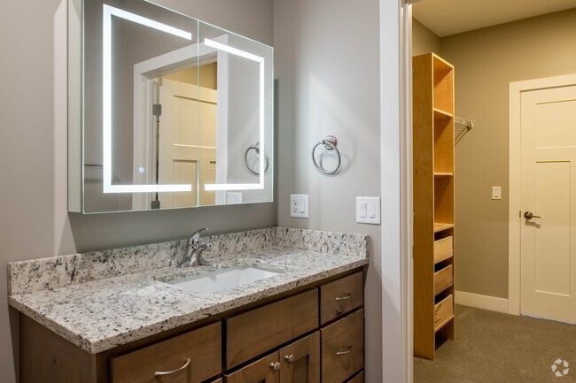 1BR, 1BA - 695SF - Schofield Mill Apartments