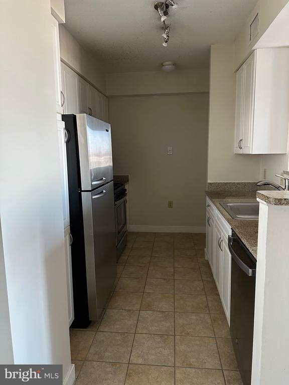 Building Photo - 555 Massachusetts Ave NW