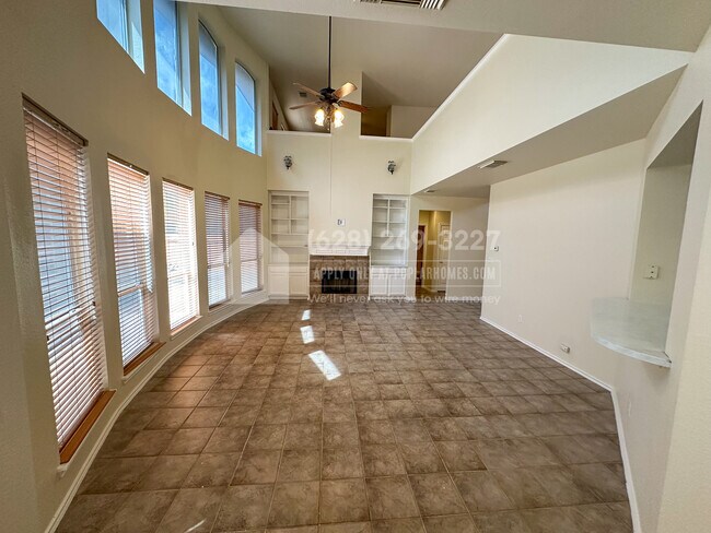Building Photo - 15841 Garrison Cir
