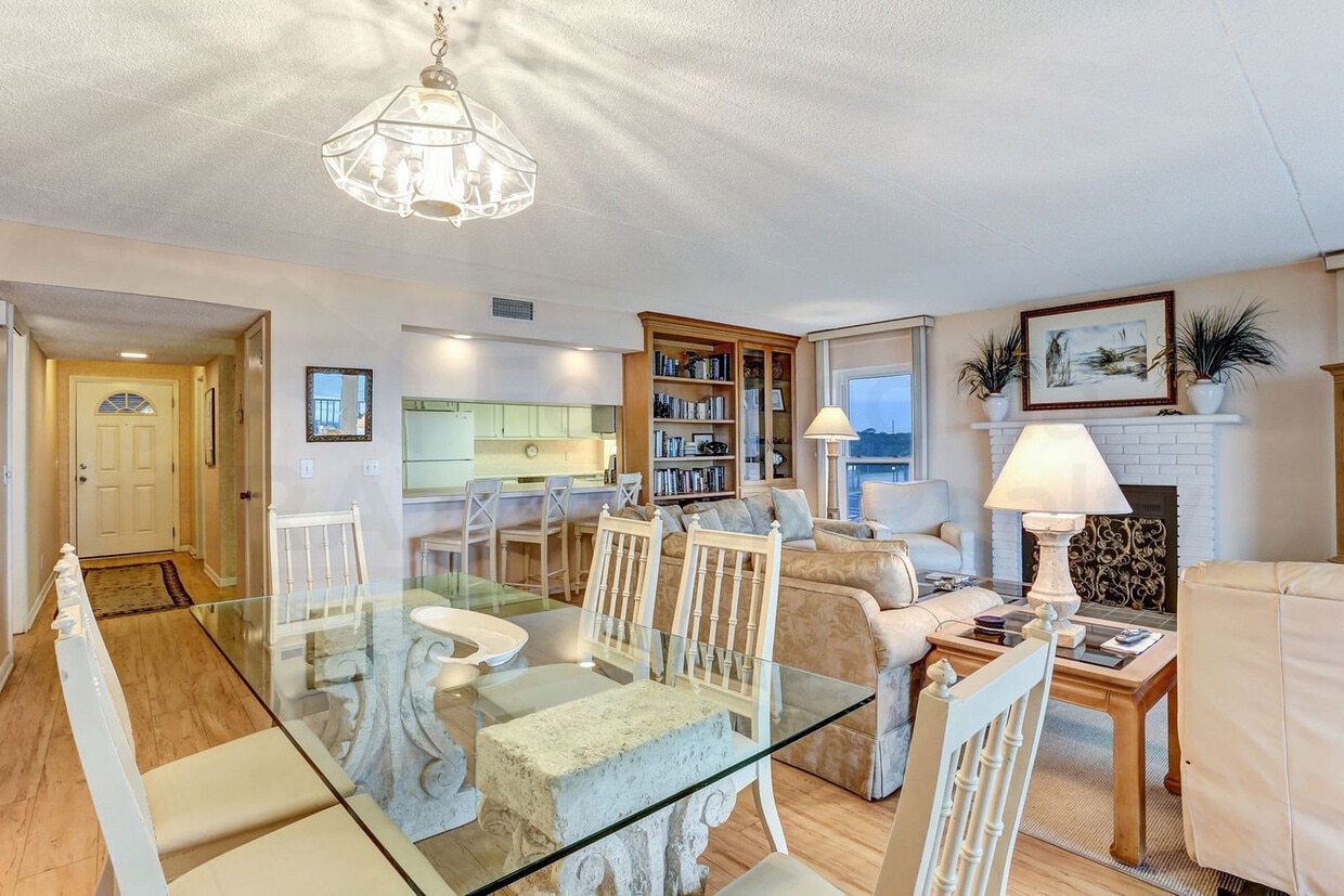 Foto principal - 3420 S Fletcher Ave