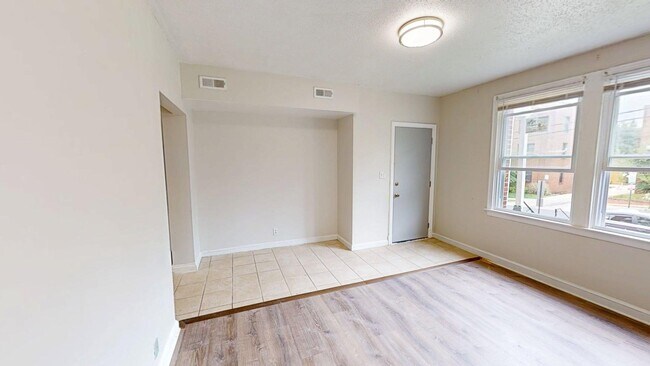 Foto del edificio - 413 Evarts St NE