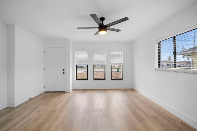 Photo - ****SPECIAL 2 WEEKS FREE****  Move-In Ready Cape Coral Home – Newly Remodeled Interior