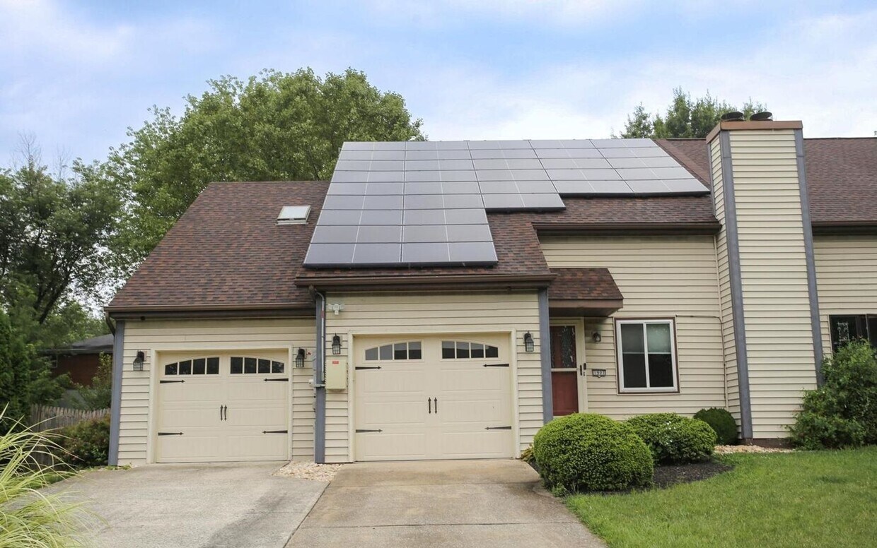 Primary Photo - 1901 Mountain View Road Middletown, PA 17057