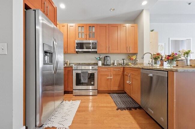Foto del edificio - 1125 Maxwell Ln