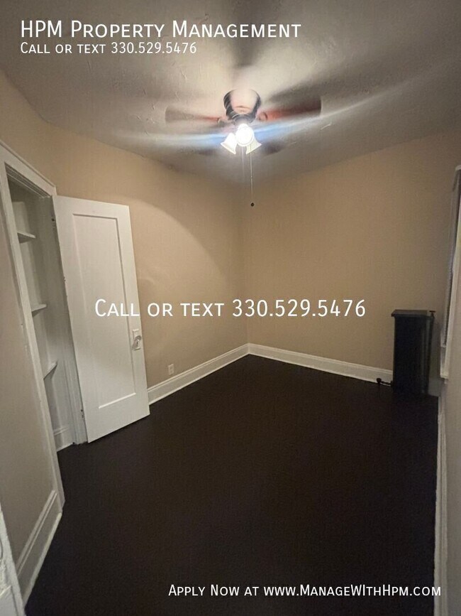 Foto del edificio - 11516 Clifton Blvd