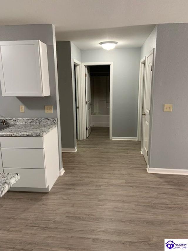 Foto del edificio - 737 Southland Dr