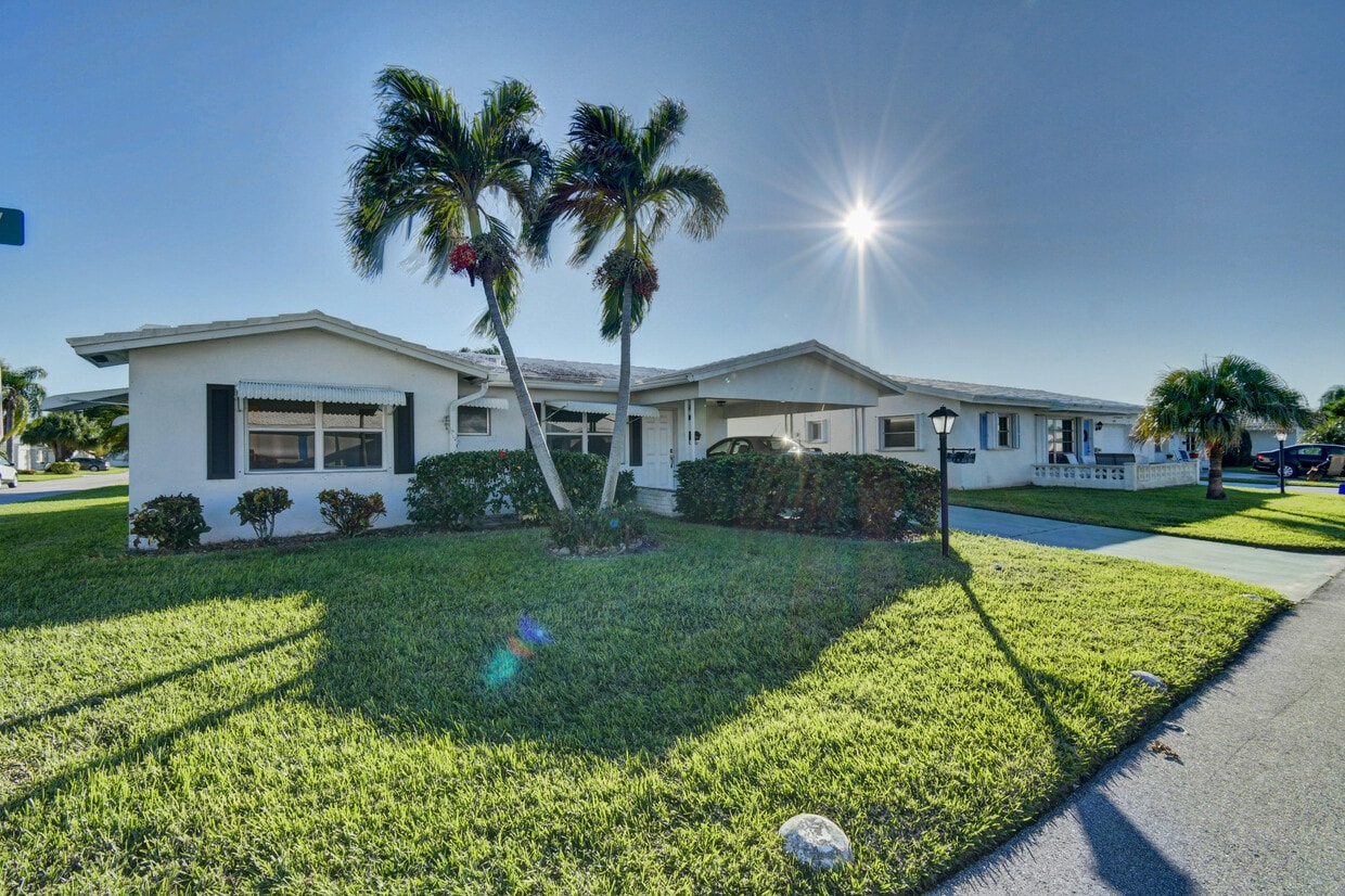1000 SW 3rd Way, Boynton Beach, FL 33426 House for Rent in Boynton