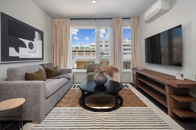 Building Photo - 51 S Broadway