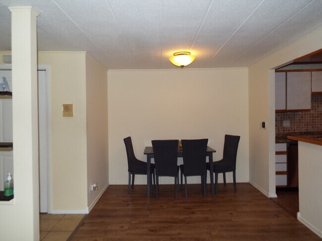 Foto del edificio - 1106 Westover Ln