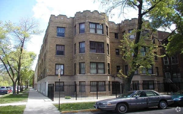 4957 - 4959 N Albany Ave - 4957-4959 N Albany Ave