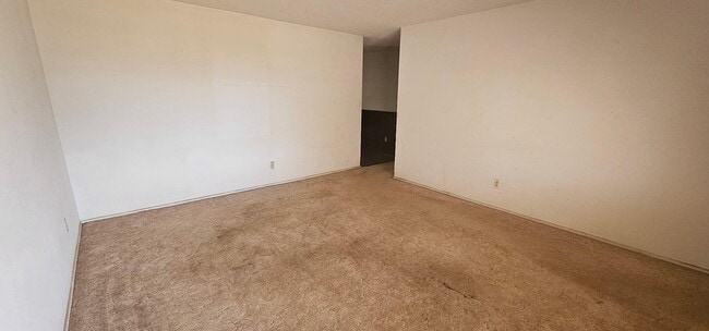 Building Photo - 1612 69th St