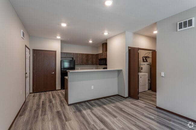 2BR, 2BA - 1,114 SF - The Carnahan Collection