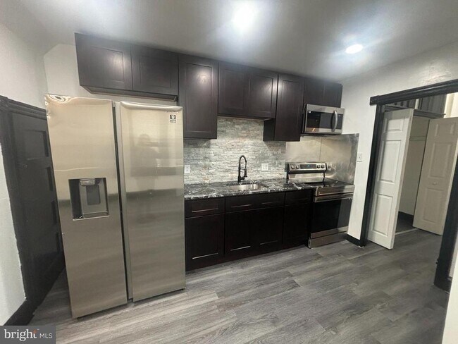 Foto del edificio - 4946 Greene St