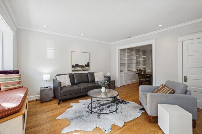 Foto del edificio - 1696 32nd St NW