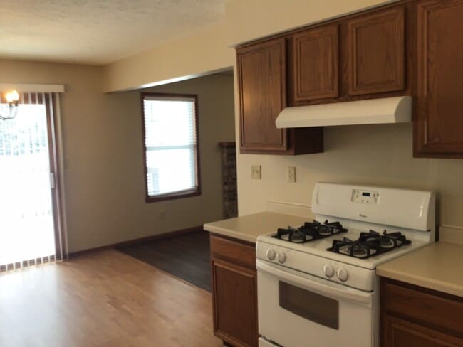 Building Photo - 10284 Pinesap Pl