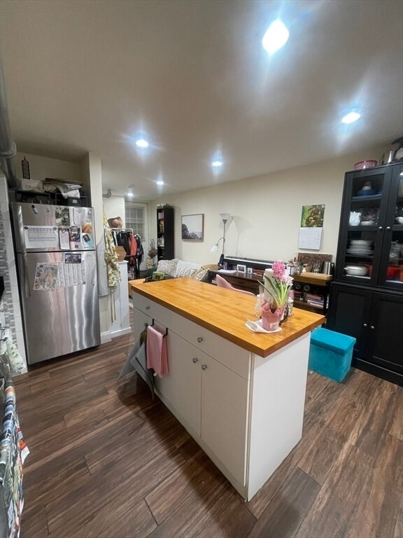 Foto del edificio - 24 Anderson St