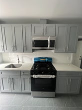 Building Photo - 54 9th Ave