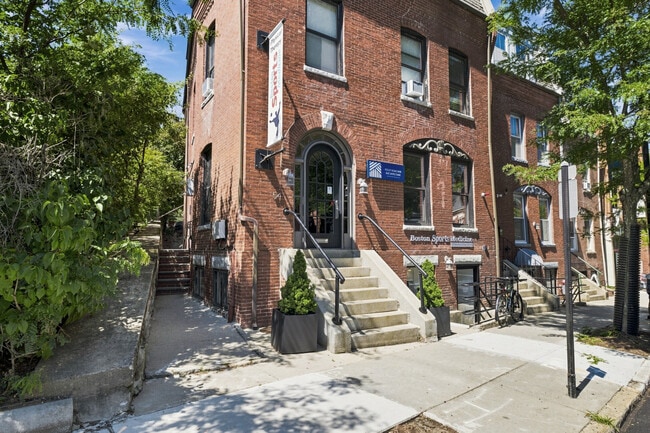 Building Photo - 54 Harvard St