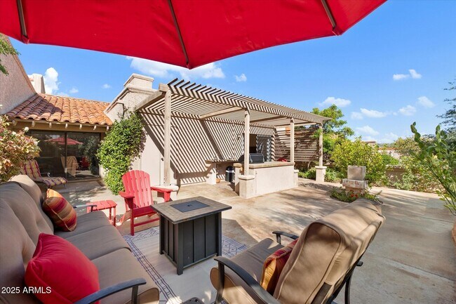 Foto del edificio - 37300 N Tom Darlington Dr