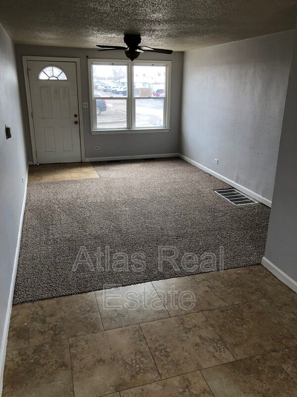 Foto principal - 7369 Oneida Dr