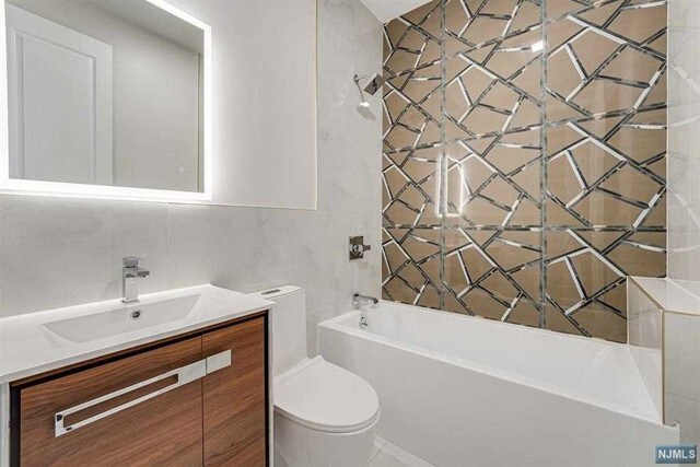 Foto del edificio - 335 5th St