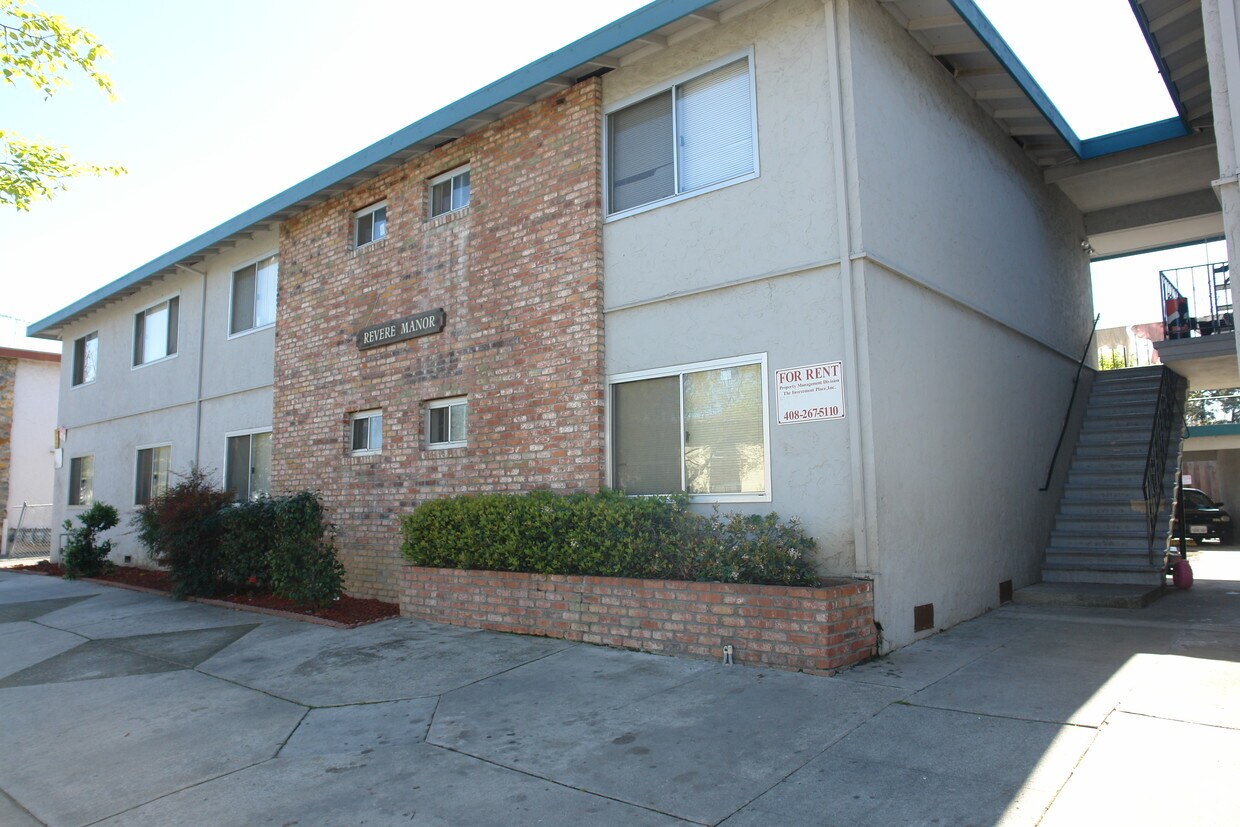Revere Manor Apartments in San Jose, CA