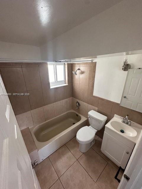 Building Photo - 585 NW 182nd Terrace