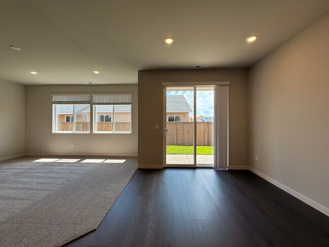 Foto del edificio - 4362 Hackamore Ct SE