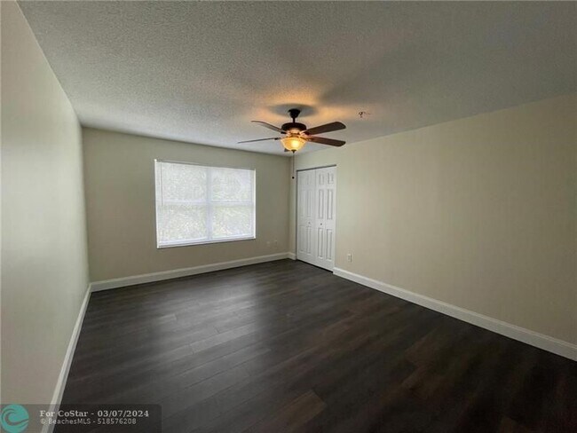 Foto del edificio - 5550 NW 61st St