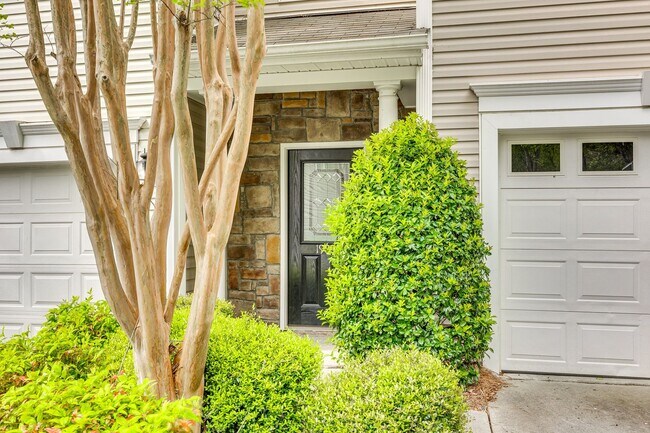 Foto del edificio - 3 bedroom Fort Mill Town Home near Tega Cay!