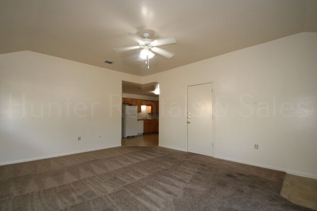 Building Photo - 1607 Pima Trail