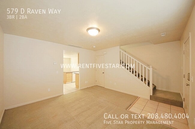 Building Photo - 579 Raven Way