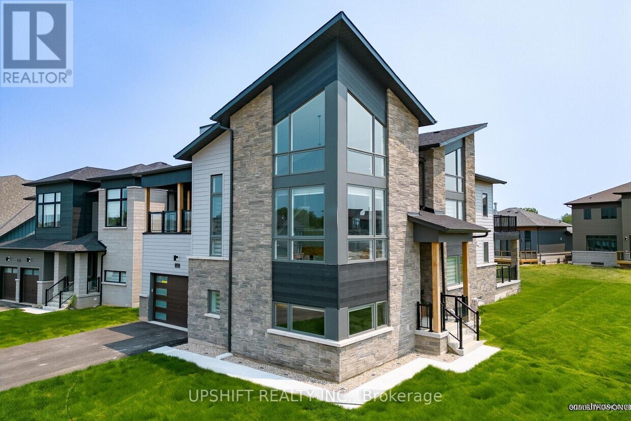 Photo principale - 141 Springside Cres