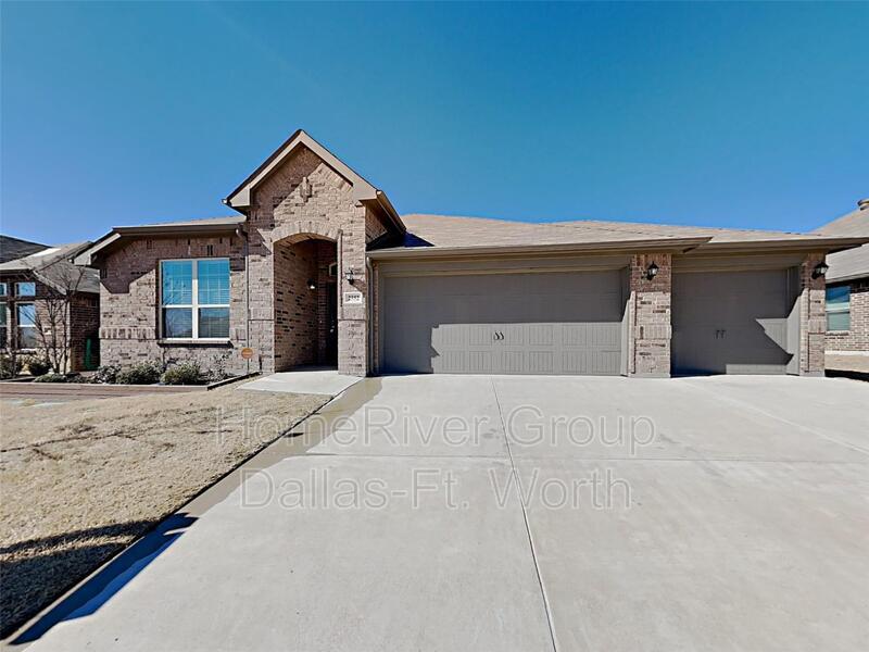 2552 Weatherford Heights Dr, Weatherford, TX 76087 - House Rental in