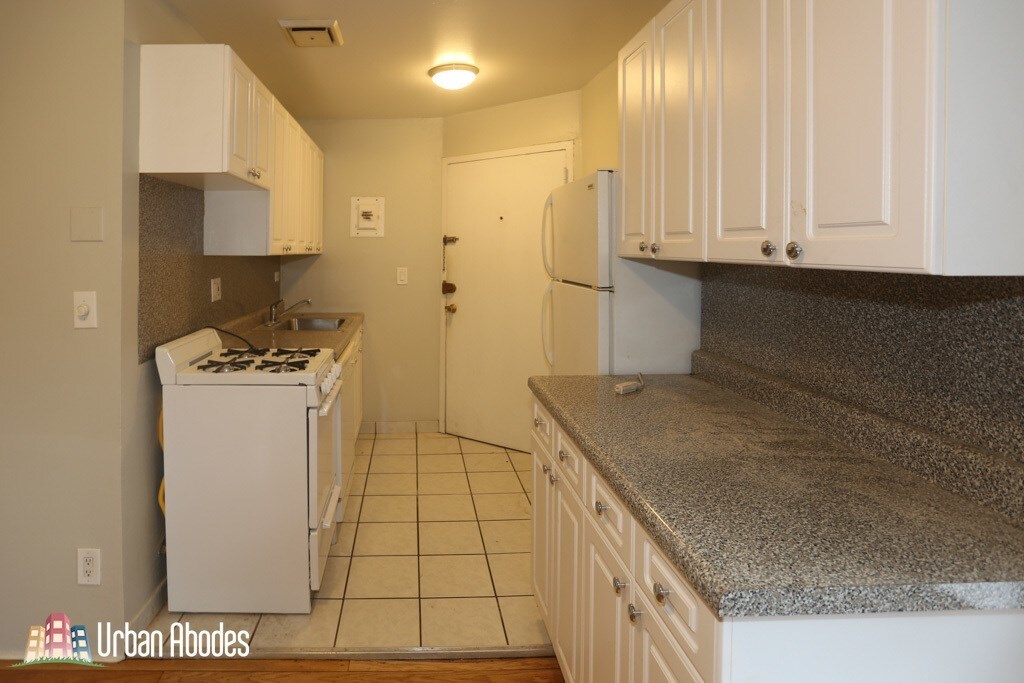 Foto principal - 959 W Webster Ave