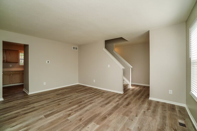 Foto del edificio - 4959 Brice Meadow Dr